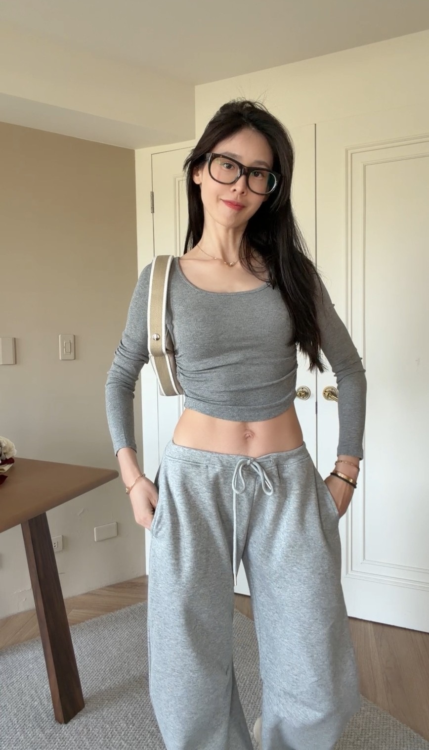 超彈力側抓皺上衣