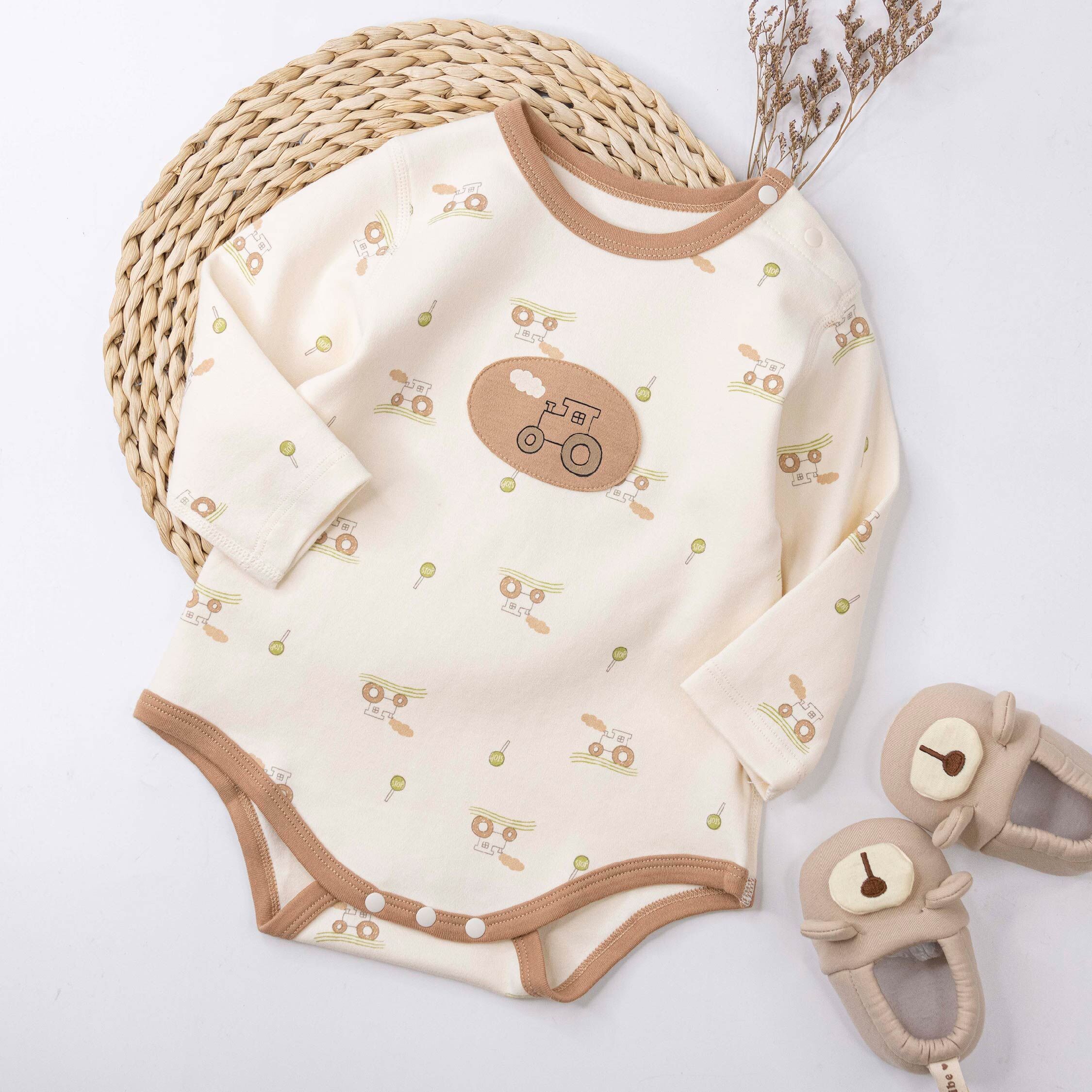 衣拉語【JG5204】嘟嘟手繪小火車長袖包屁衣＊三色