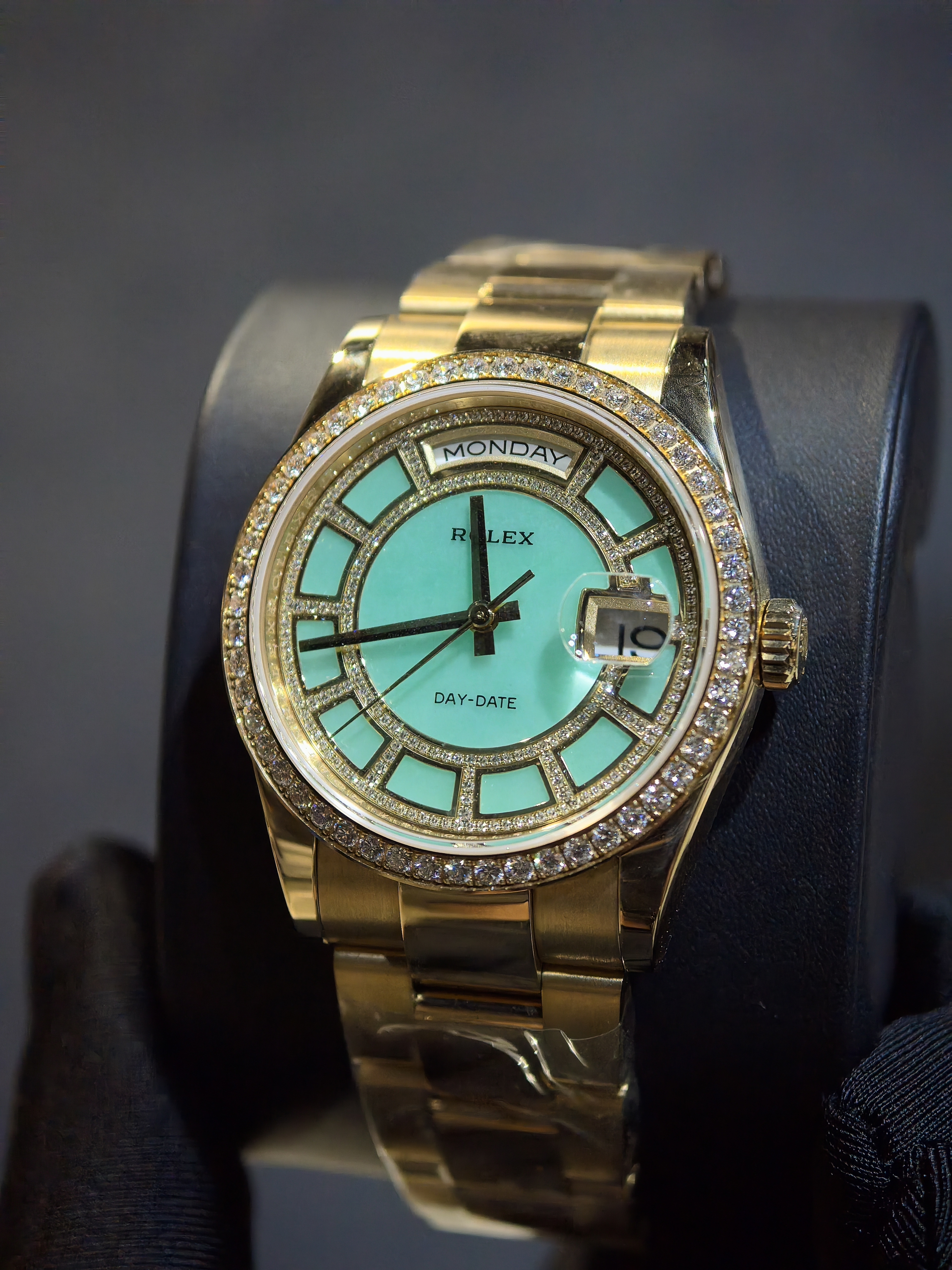 BRAND NEW ROLEX 118348 GREEN DIAMOND SET DIAL DAY-DATE YELLOW GOLD PRESIDENT 36 MM