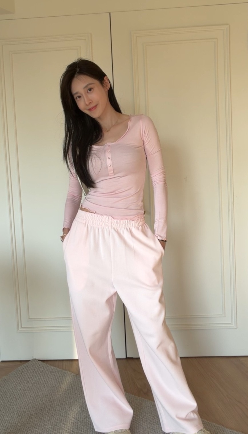 木耳邊圓領排扣上衣