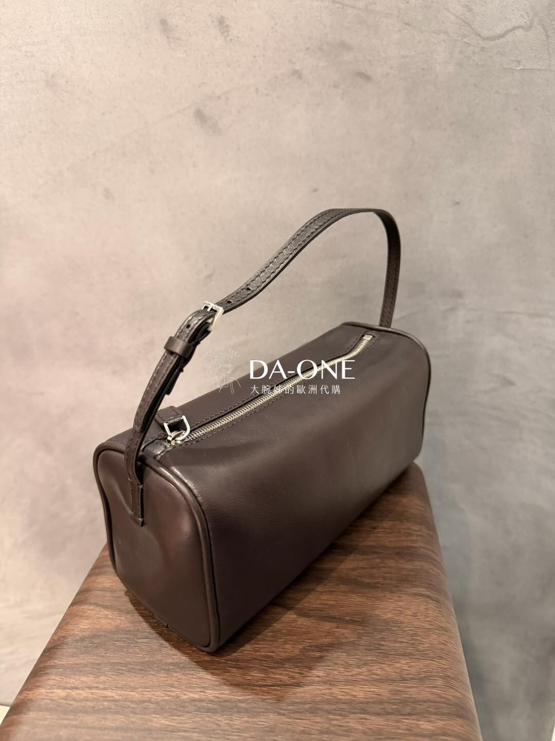 The Row烏木棕90’s筆筒包