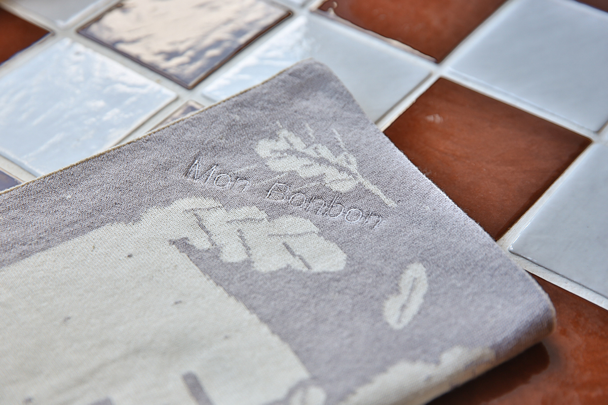 COFUCU 馬年有機棉針織雙面毯-雲灰 (客製化姓名刺繡)