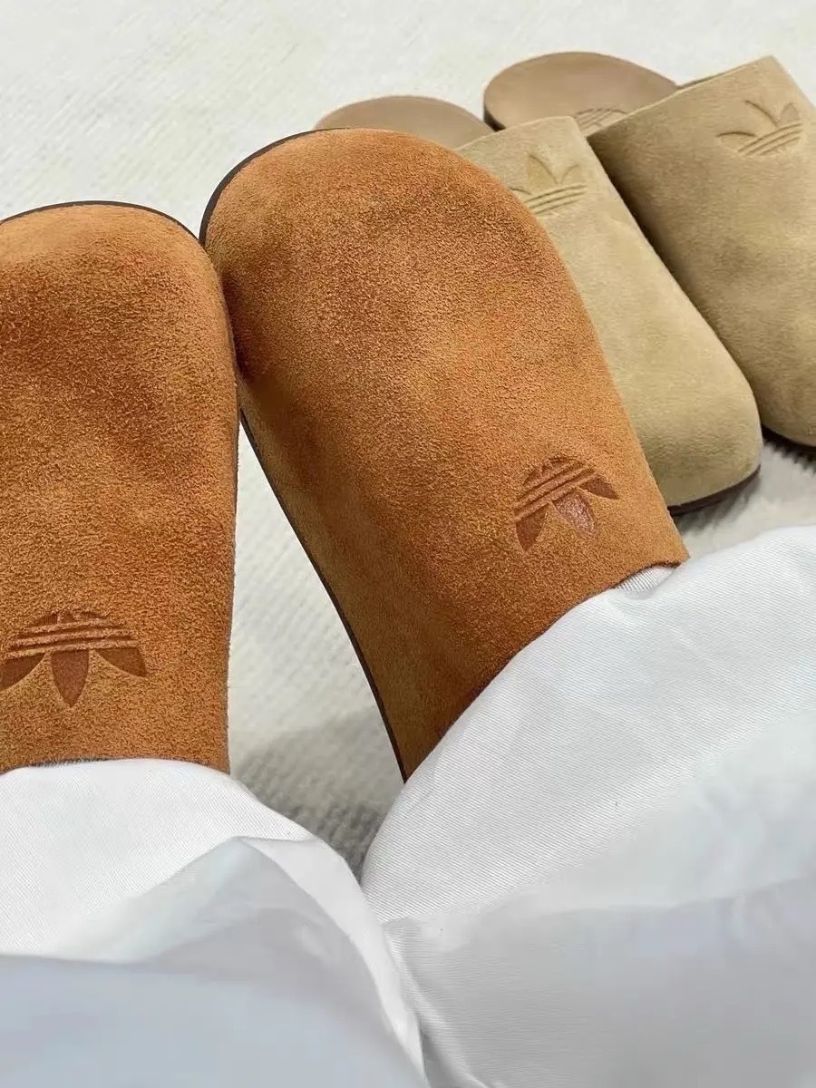 ADIDAS ORIGINALS ADIMULE 麂皮 穆勒鞋 包頭拖鞋 懶人鞋 半拖鞋 焦糖色 楓葉橘 男女鞋 JR3586 / 預購