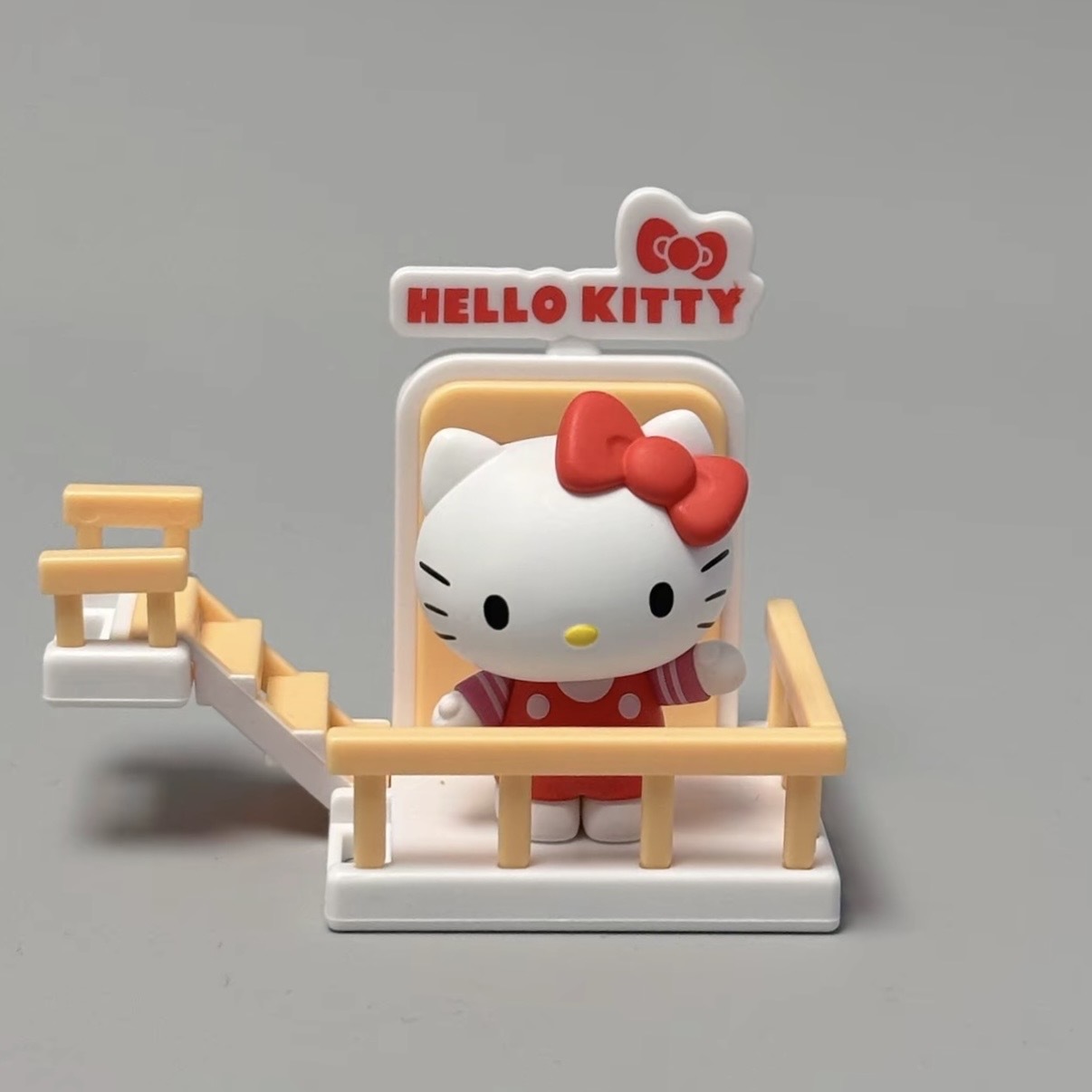 SANRIO HELLO KITTY 三麗鷗 凱蒂貓 爬爬梯 磁吸擺件