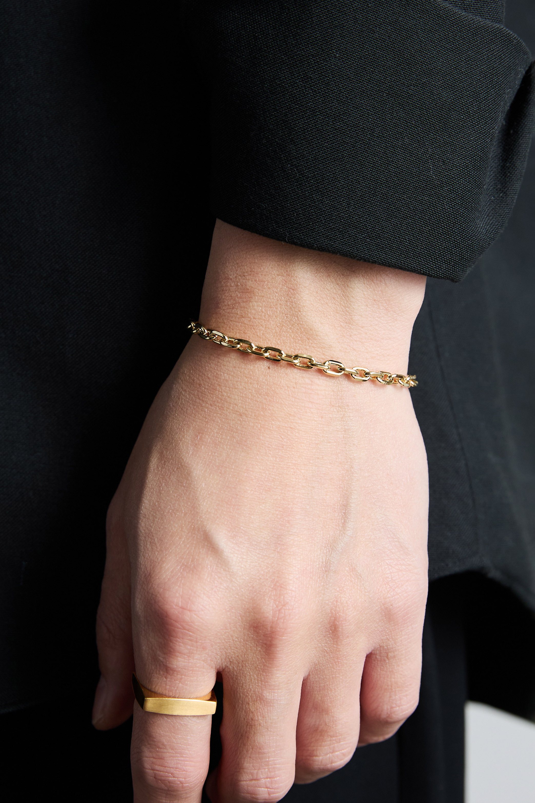 XOLO JEWELRY OVAL CUT LINK BRACELET - 4mm