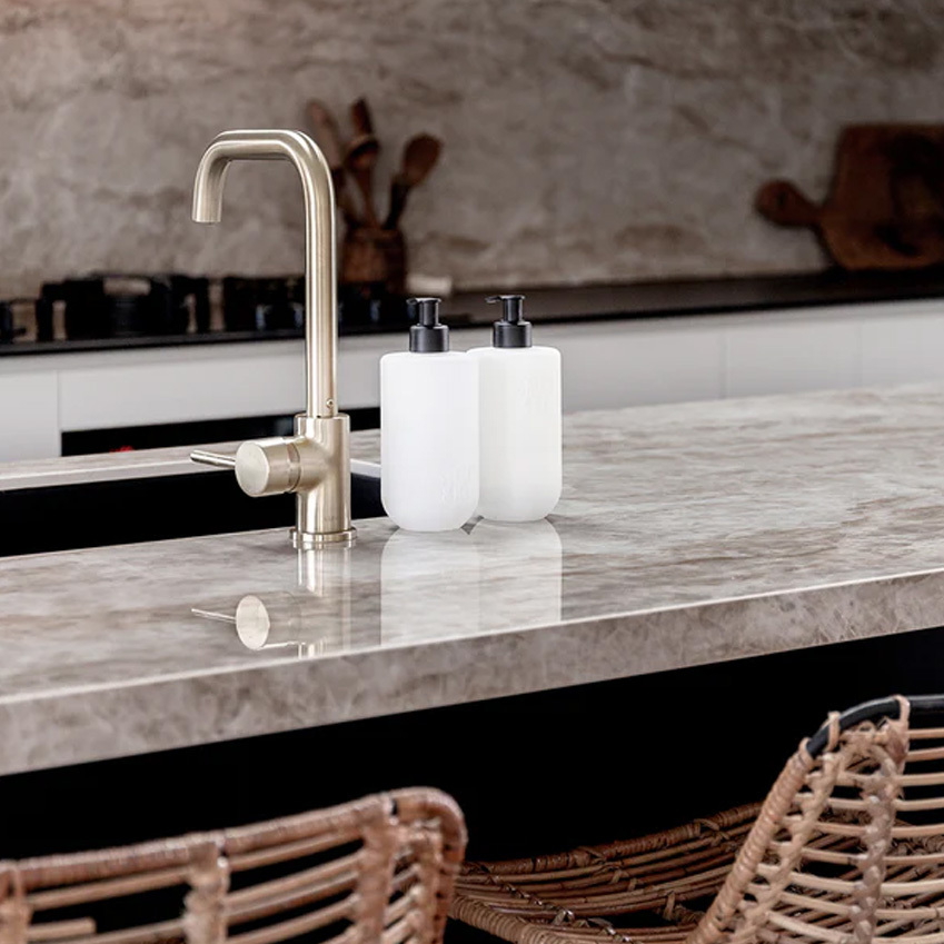 Smith & Co.｜手部及身體乳 - 零陵香豆與白麝香 400ml