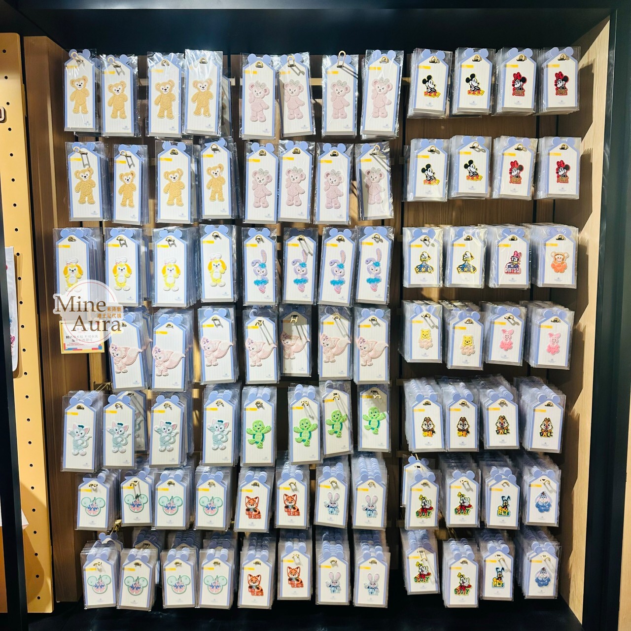 可琦安 餅乾 CookieAnn 全身站姿圖案 刺繡 貼布 貼章 -上海迪士尼樂園