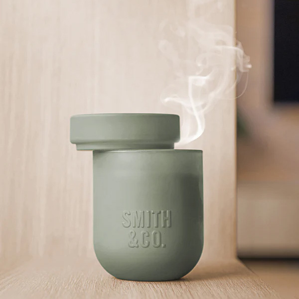Smith & Co.｜香氛蠟燭 - 琥珀與小蒼蘭 250g