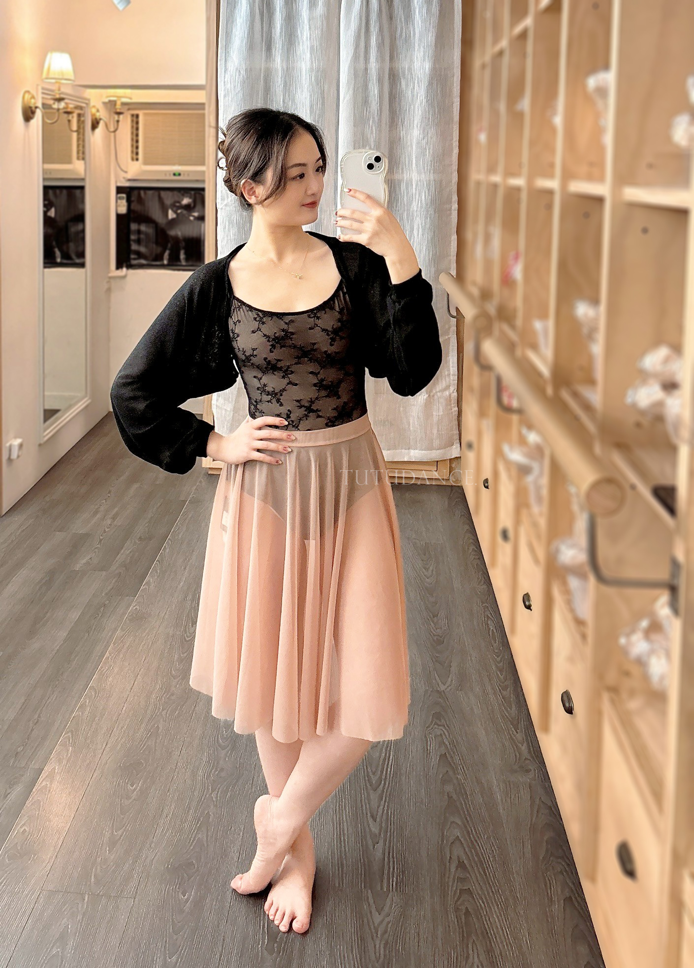 韓國eflora【EB-EF5104 細肩帶蕾絲刺繡舞衣】