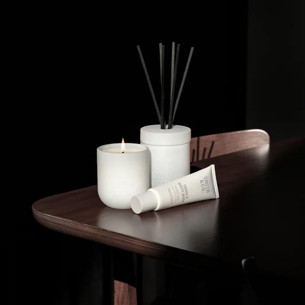 Smith & Co.｜香氛蠟燭 - 零陵香豆與白麝香 250g
