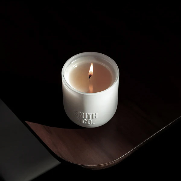 Smith & Co.｜香氛蠟燭 - 零陵香豆與白麝香 250g
