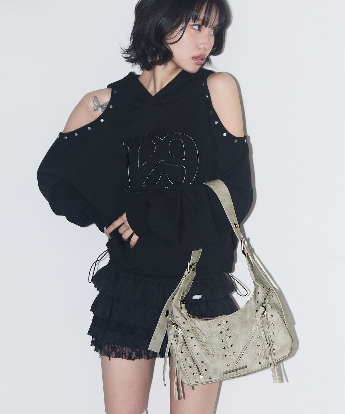 ILLIGO Riff Eyelet Shoulder Bag