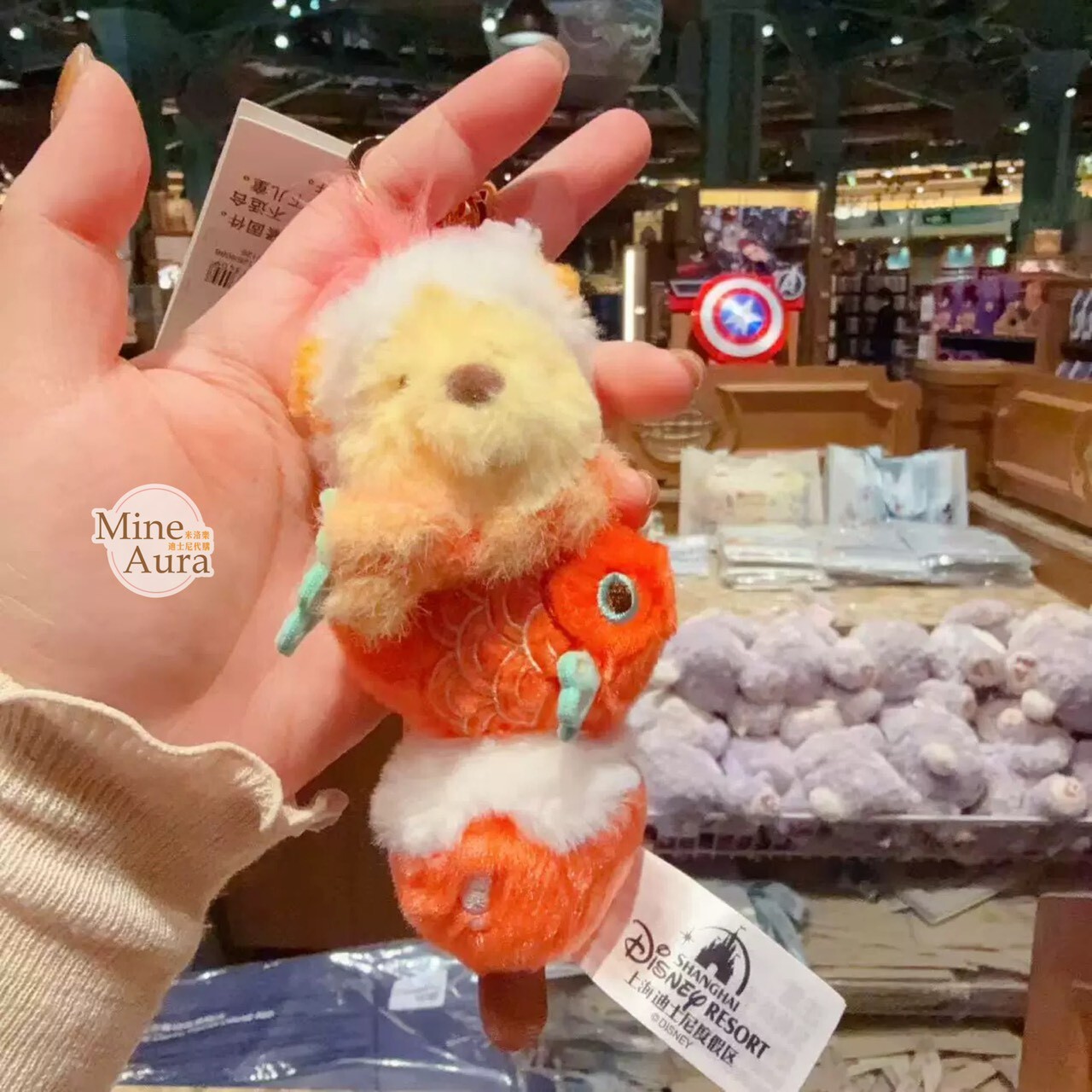 2026 新春 小熊維尼和朋友們系列 小熊維尼 Winnie the Pooh 糖葫蘆造型 絨毛 鑰匙圈 吊飾 -上海迪士尼樂園