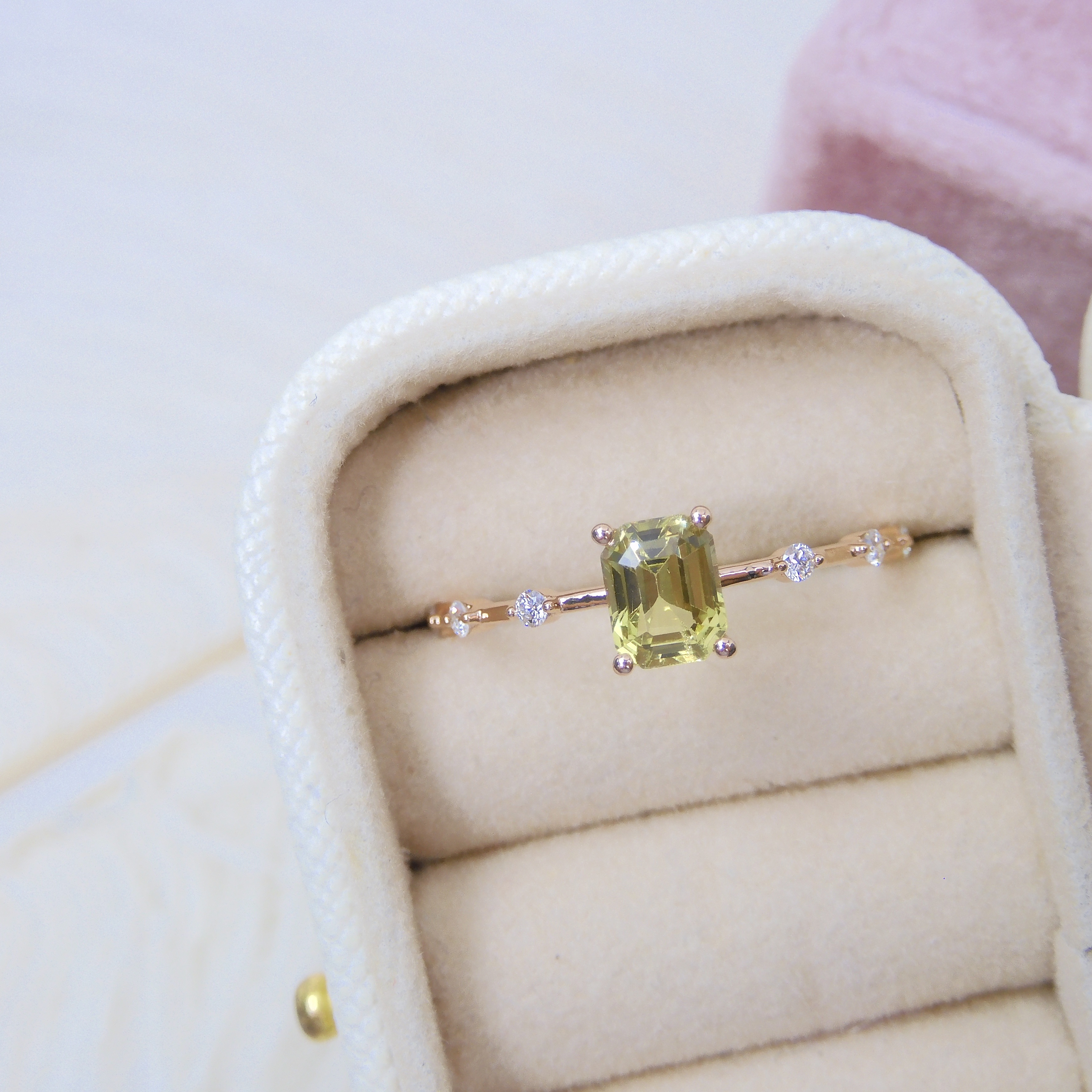 Bespoke 18K Gold 1.02ct Chrysoberyl Ring
