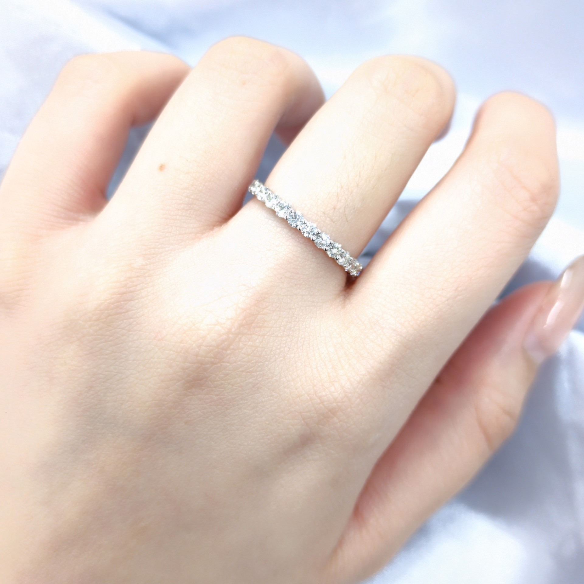 全新18K白金1卡5份鑽石全圈戒指