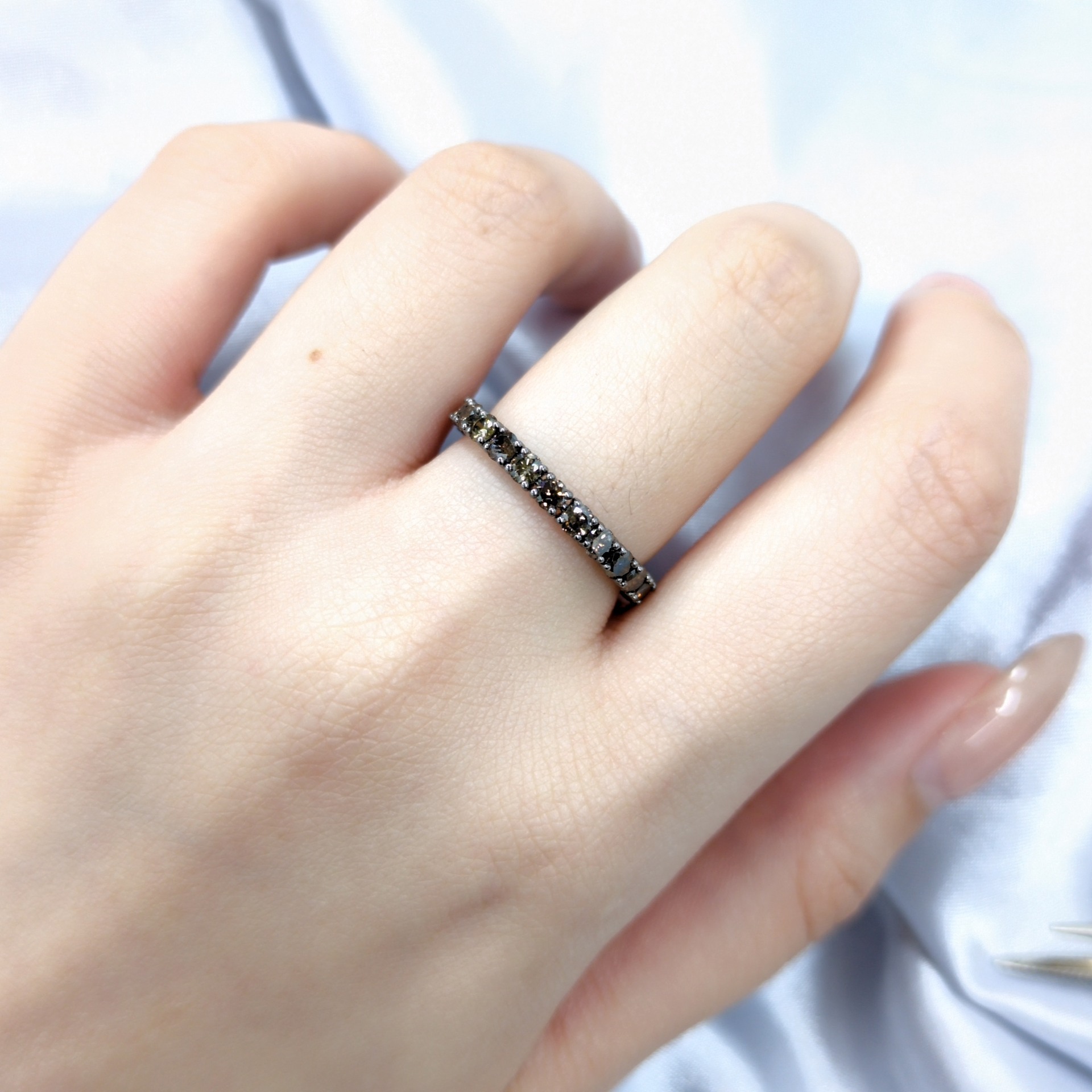 全新18K黑金1卡50份咖啡鑽全圈戒指