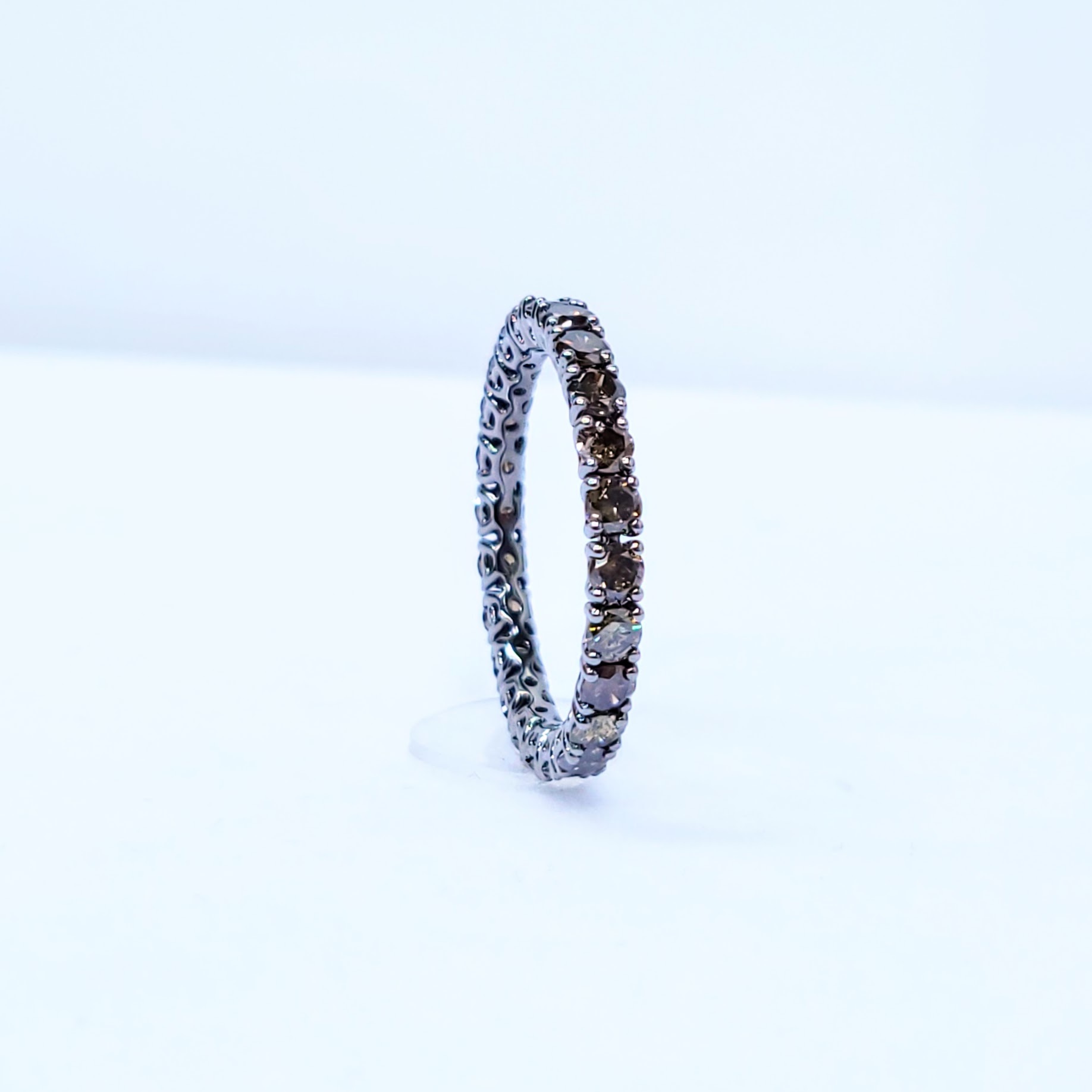 全新18K黑金1卡50份咖啡鑽全圈戒指