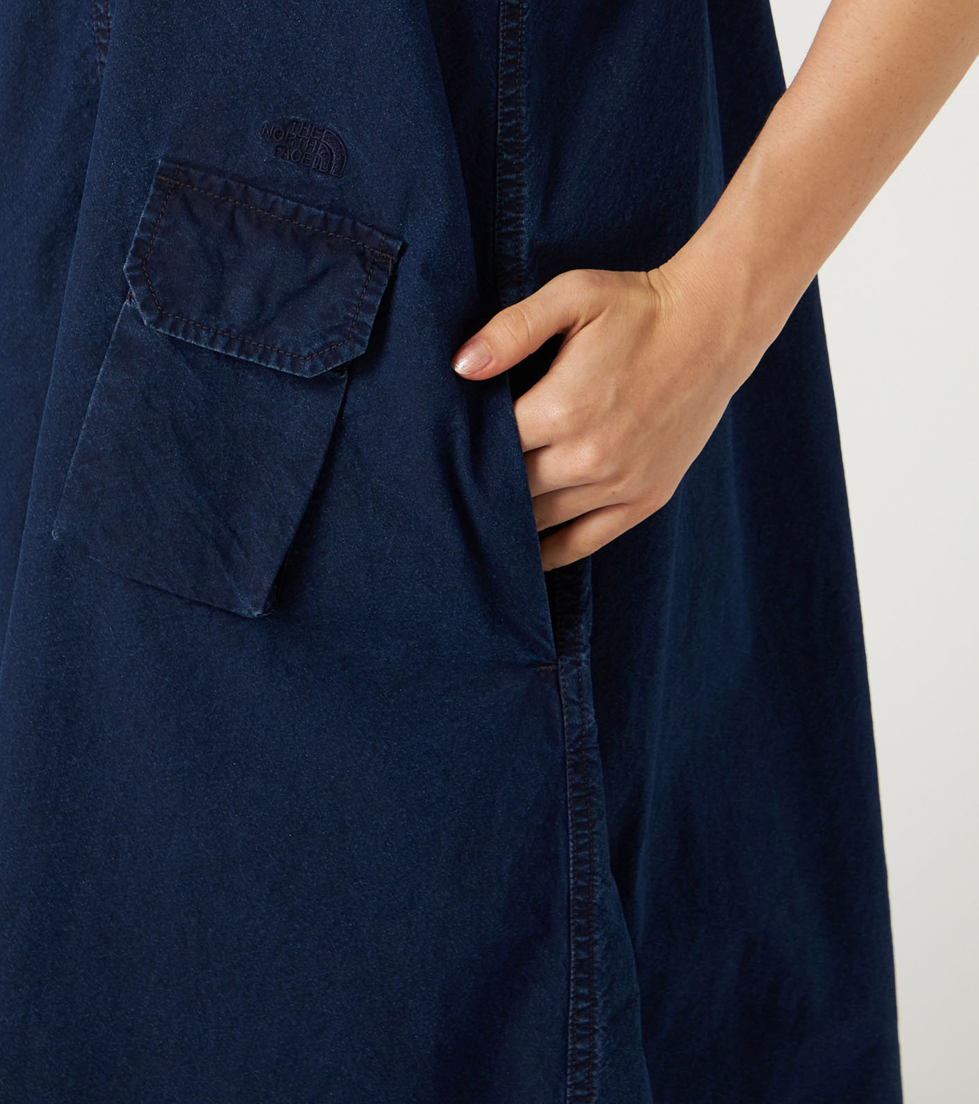 預購┃女版 日本 TNF 紫標 Cotton Nylon Weather Field Jumper Dress 傘狀 吊帶 洋裝 裙子