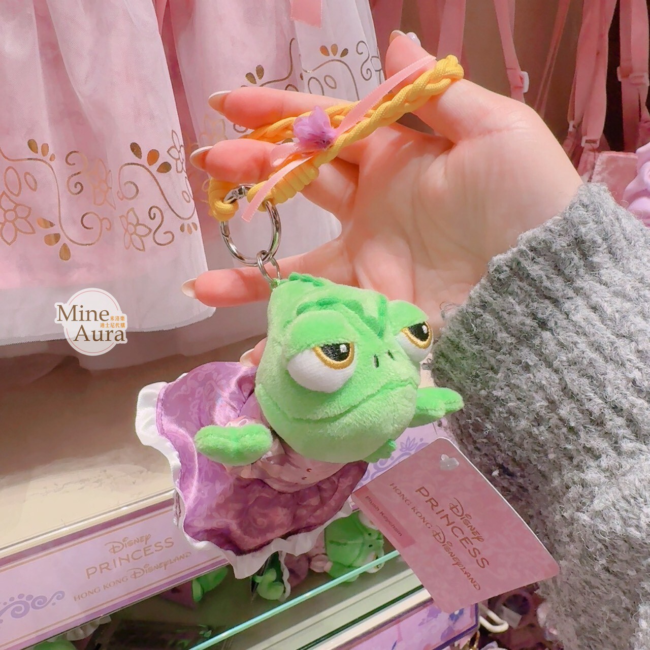 變色龍 帕斯卡 Pascal 長髮公主裝造型 絨毛 吊飾 鑰匙圈 魔髮奇緣 Tangled -香港迪士尼樂園