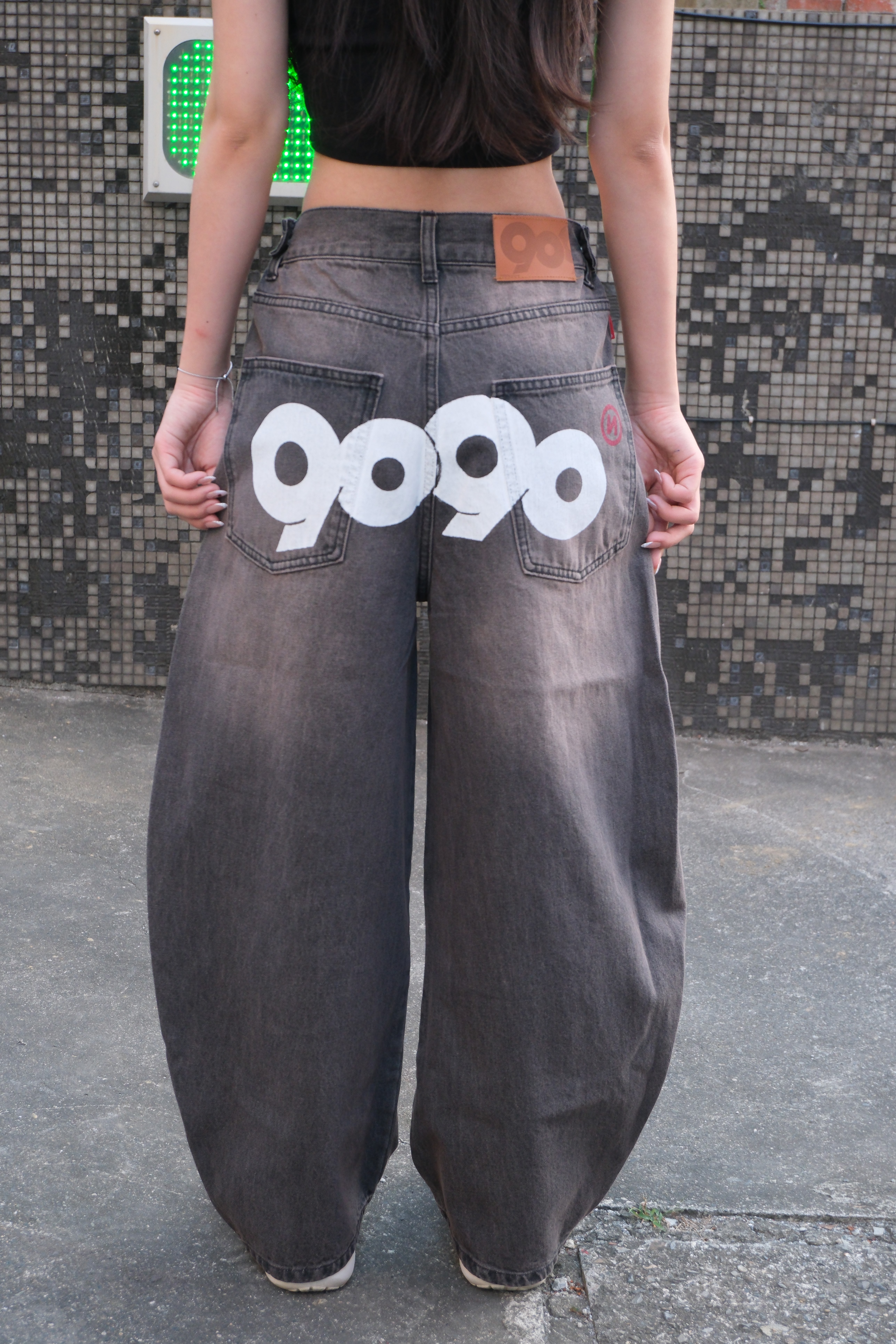 9090 NN2205 OG Logo 手繪牛仔長褲