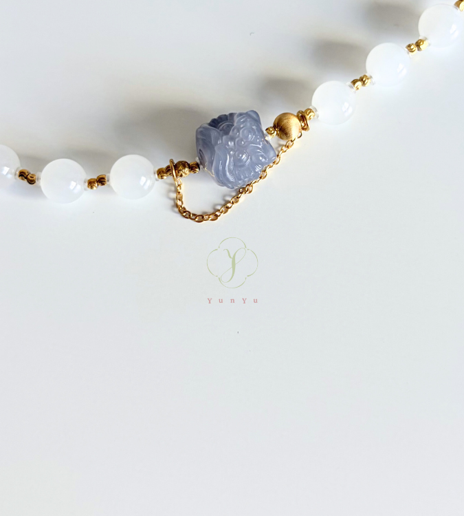 煙紫醒獅配白玉