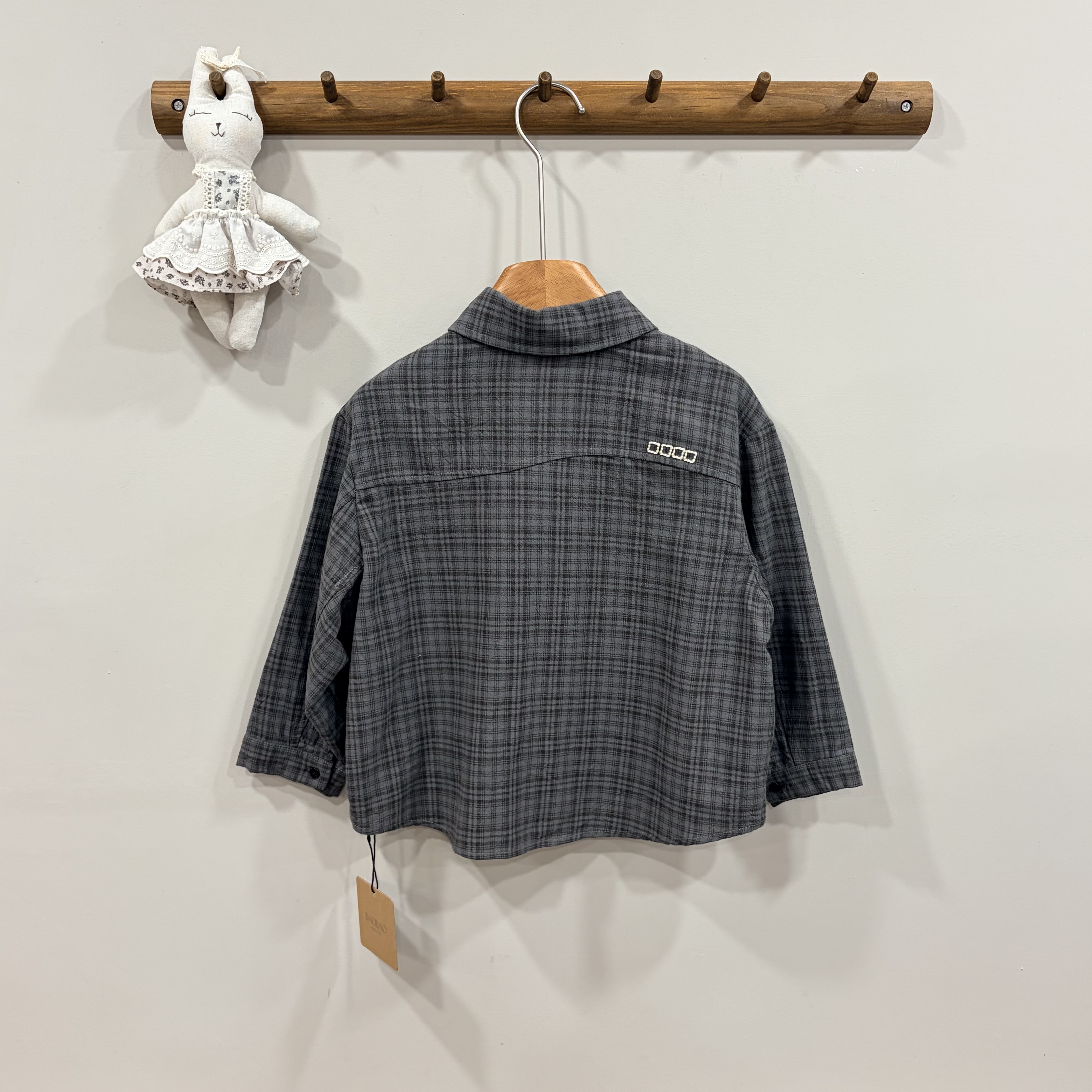 A04256設計款格紋襯衫