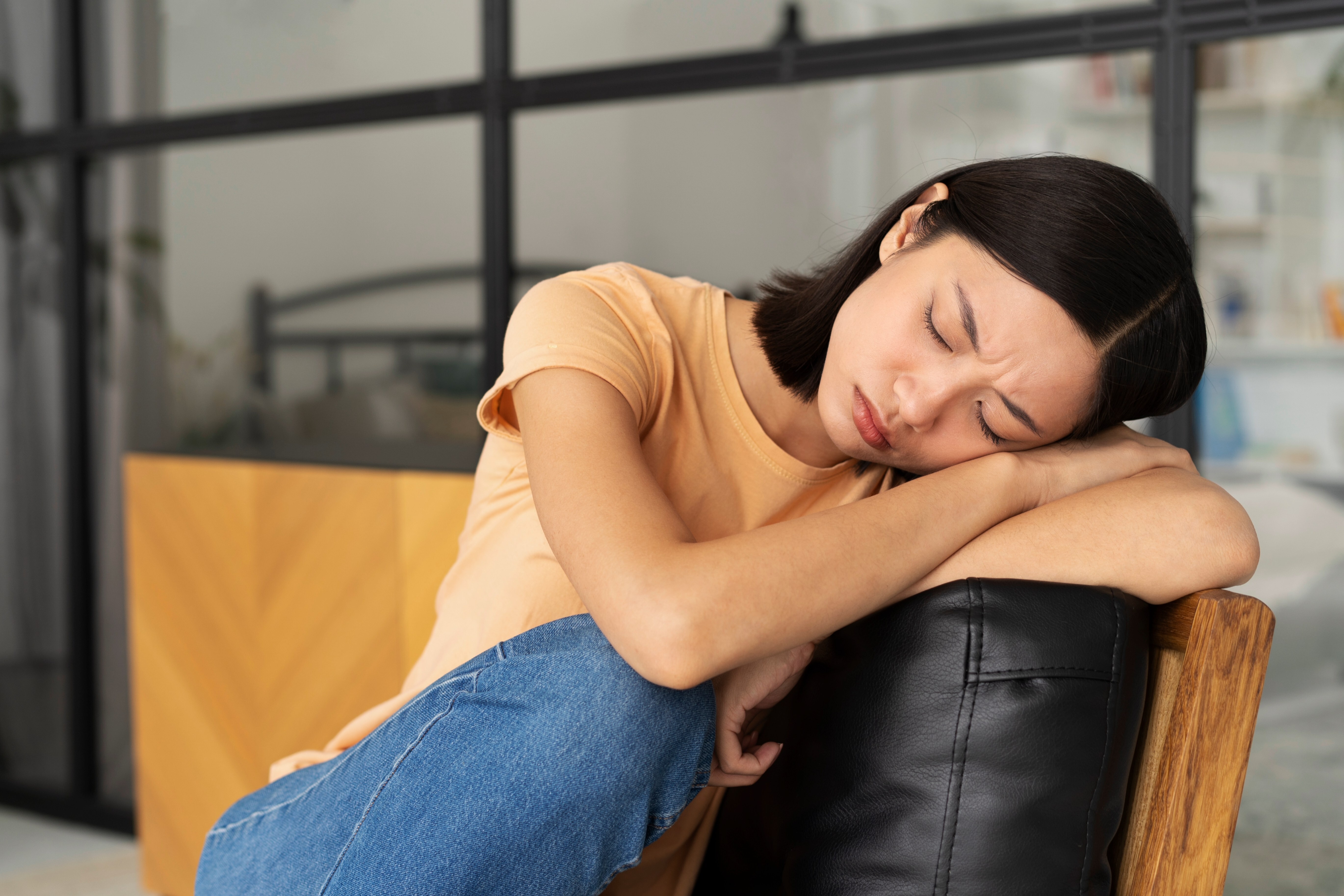 腸躁症並不會隨著時間自行好轉，與飲食、心理壓力和生理時鐘失衡有關