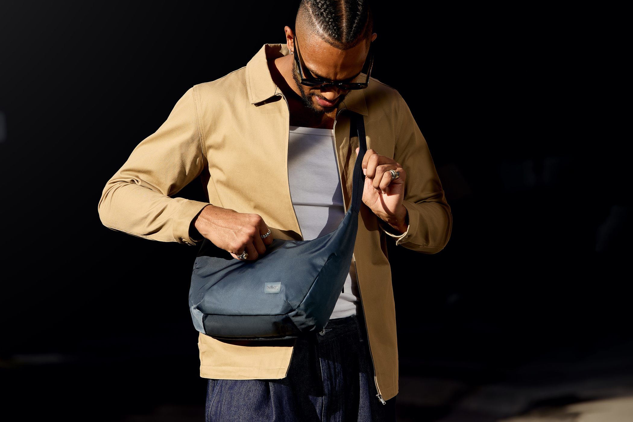 Laneway Crescent Bag 2.5L / 7L / 12L 半月包