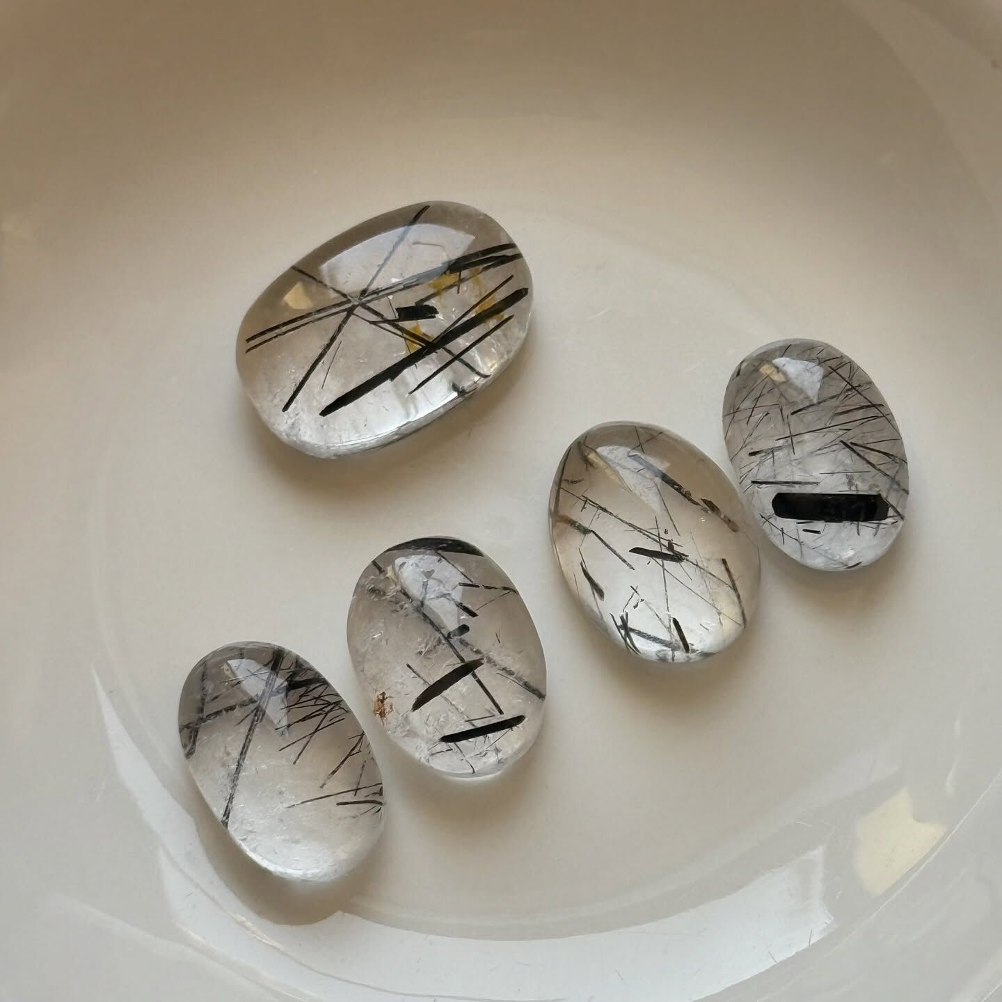 [原石] 黑髮晶碧璽 水晶蛋面