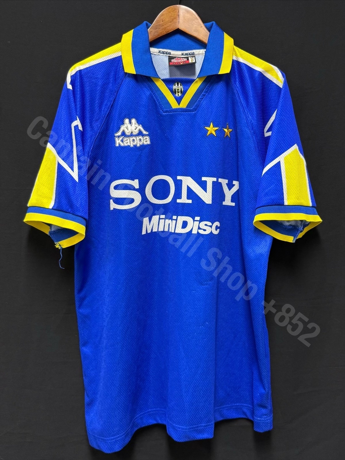 Juventus 1997-1998 Kappa Away Shirt