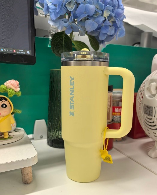 【預購】Stanley 超防漏 H021356 保溫水樽 40oz