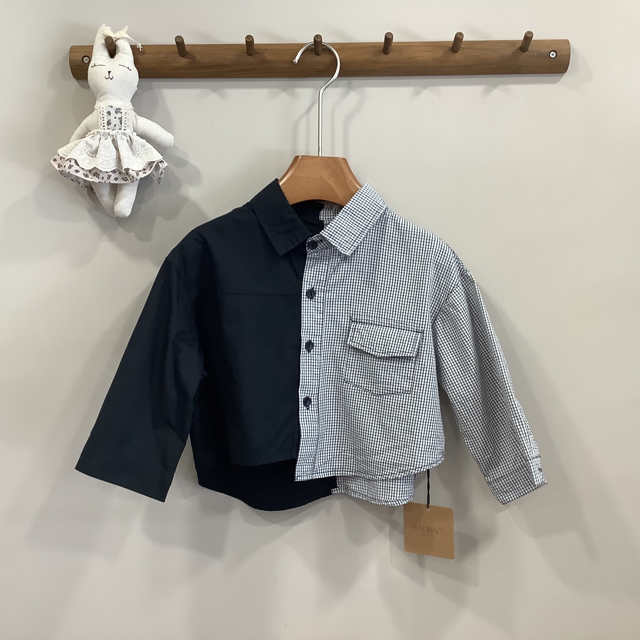 A04302對比色拼接格紋襯衫