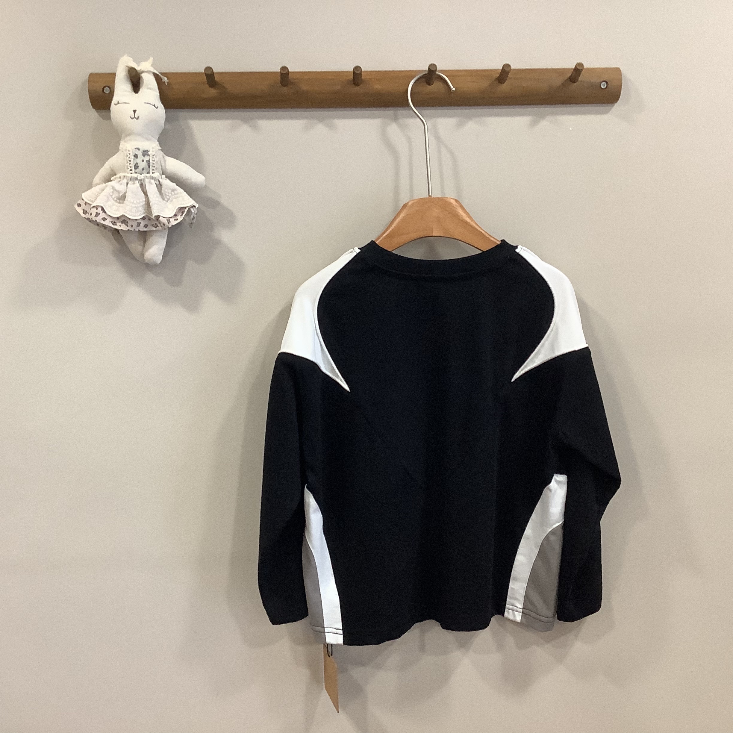 A04200街頭風拼接上衣