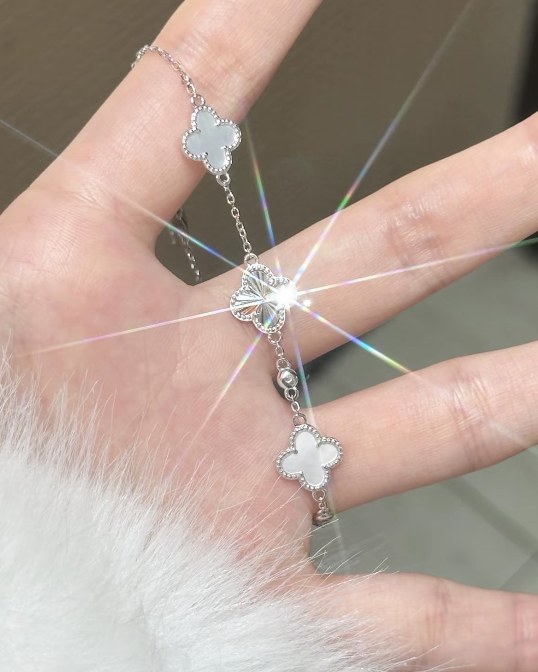 <出新款😍>Liyi99 Swarovski 施華洛世奇水晶 四葉草 手鍊 2款