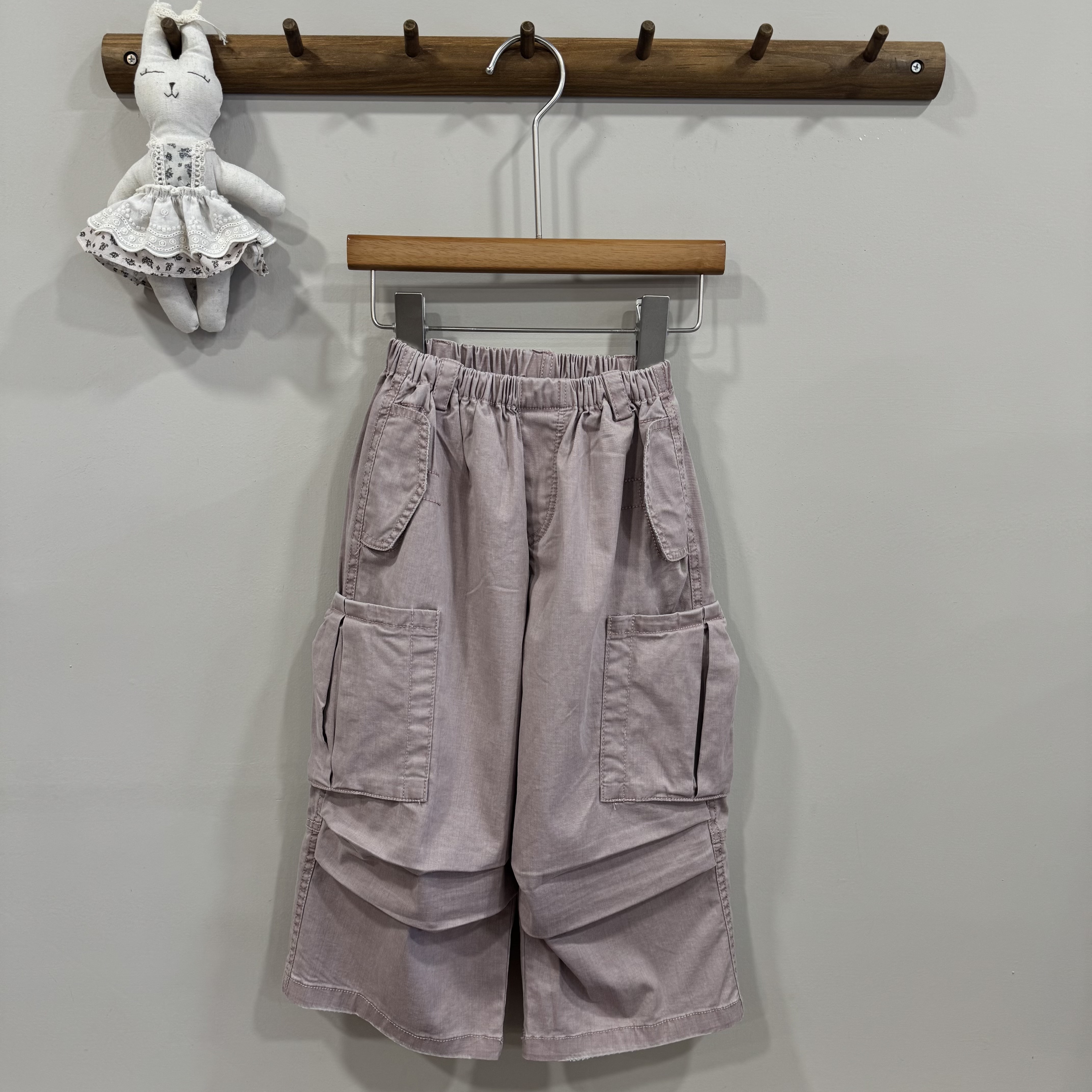 A04235大口袋粉色工裝褲