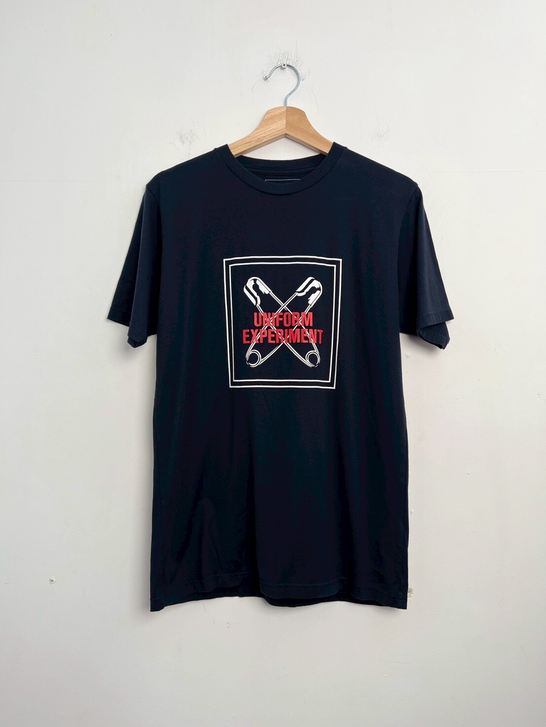 Uniform Experiment T-SHIRT SIZE 3