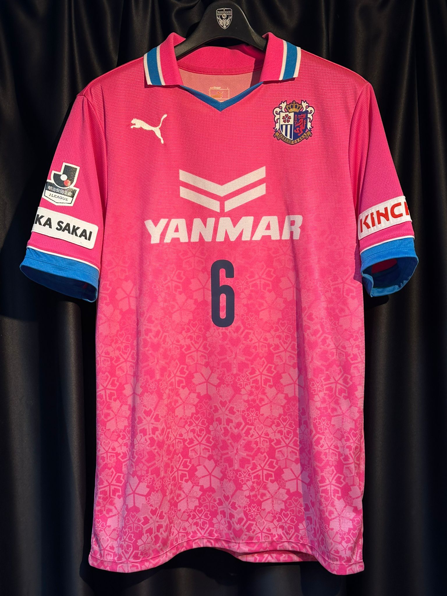 2015 CEREZO OSAKA  "KINCHO STADIUM " SPECIAL SHIRT #6 HOTARU  (USED , 9/10)