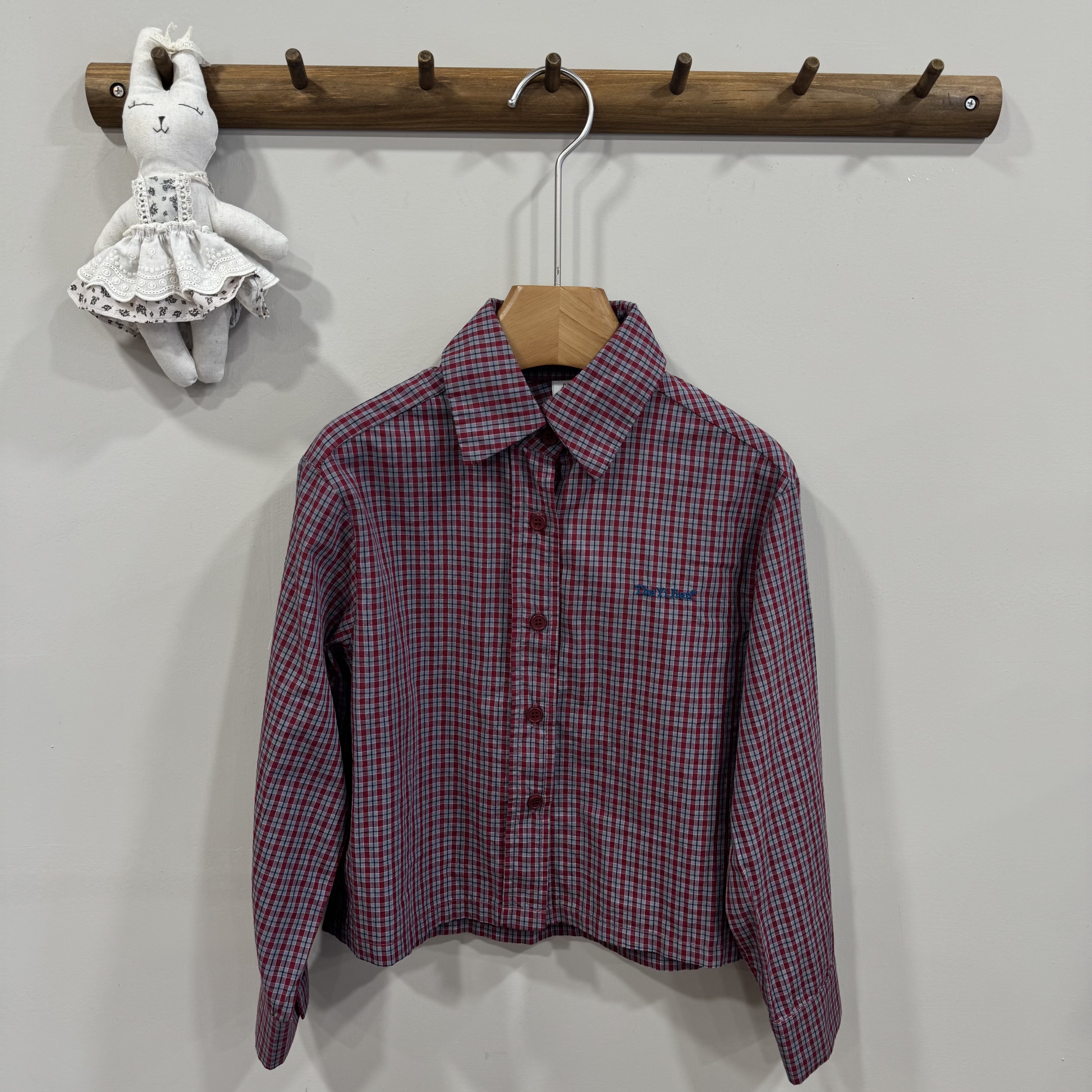 A04195字母刺繡格紋襯衫