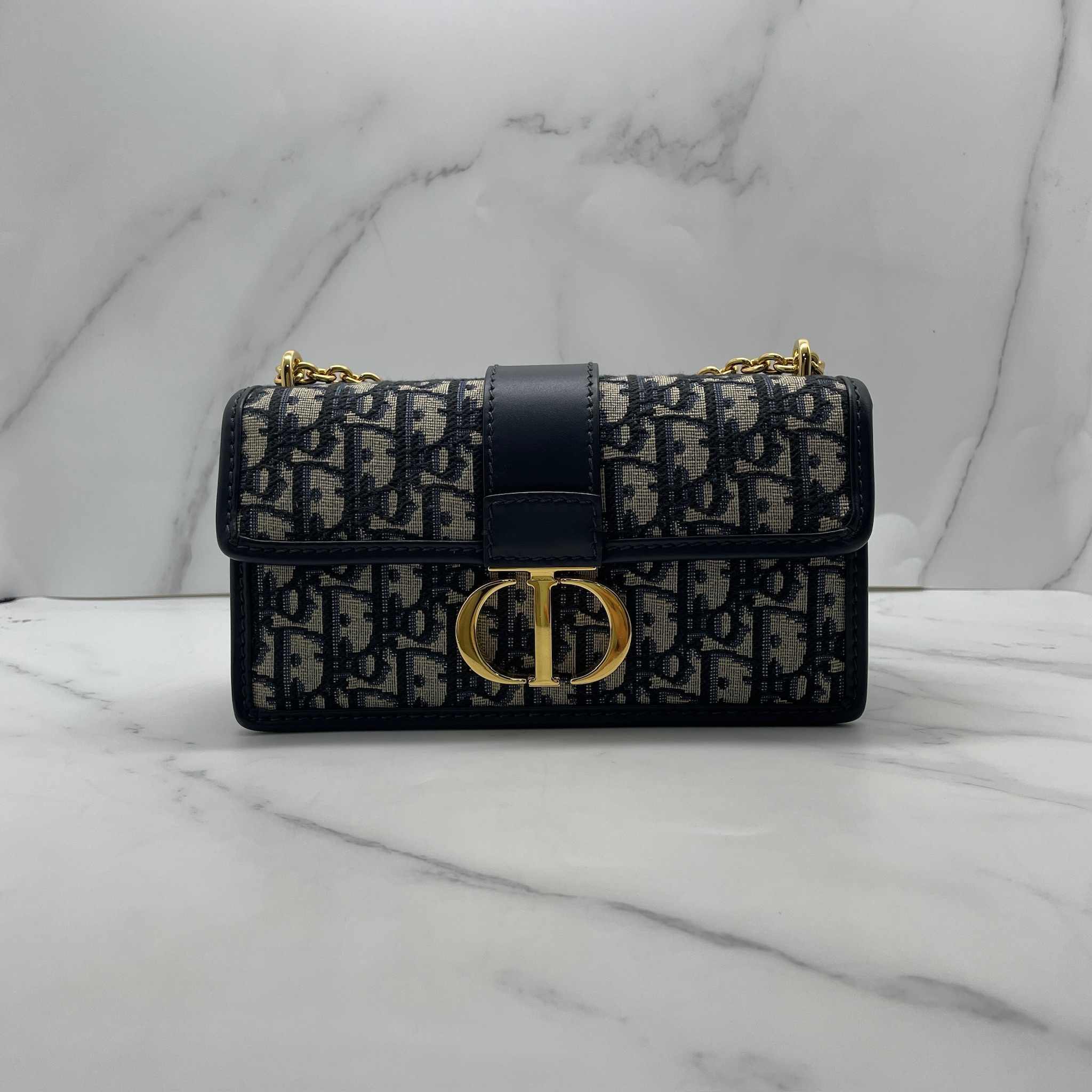 Dior 30 Montaigne East-West Bag with Chain