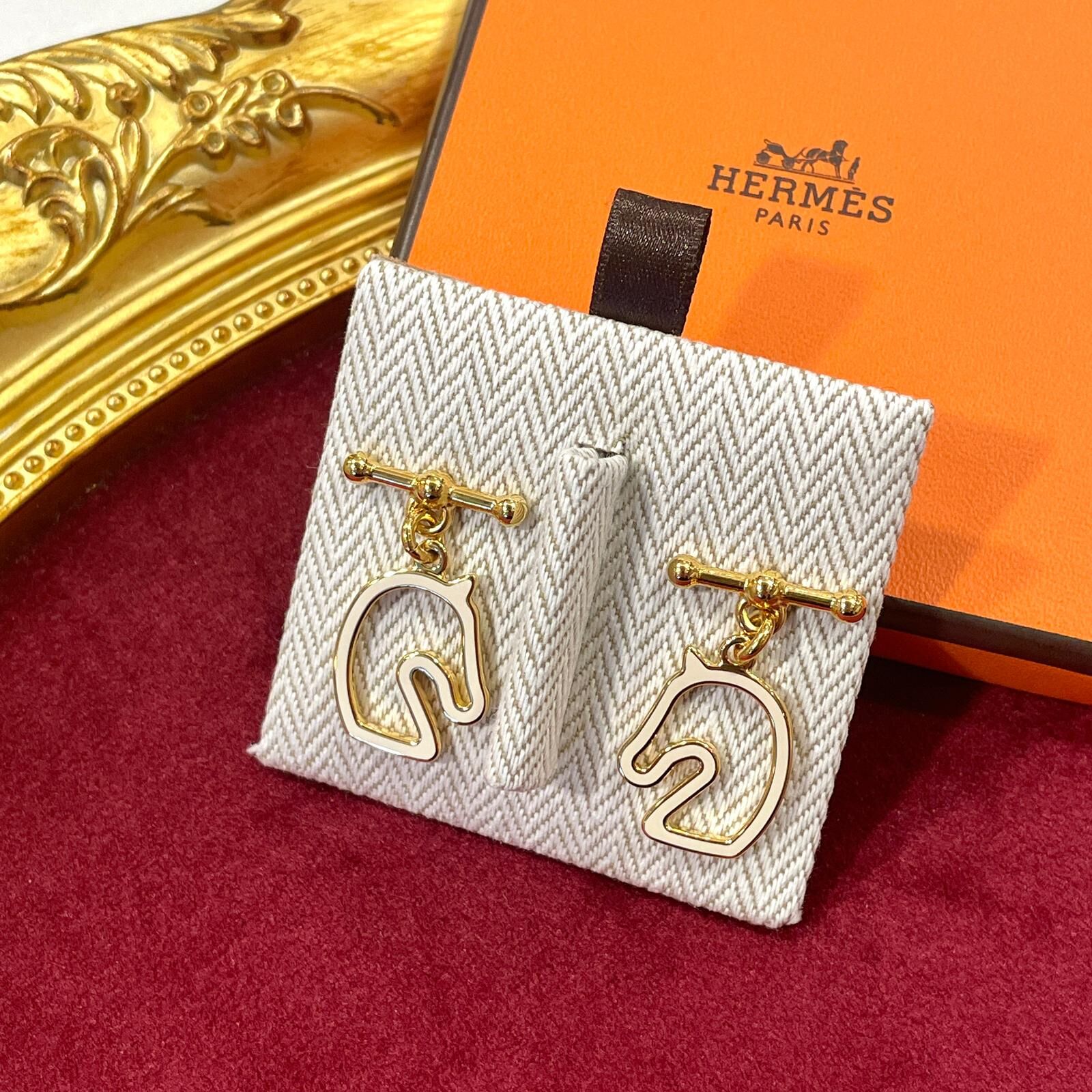 全新HERMES耳環 TONNERRE EARRINGS SMALL 奶油白/金扣 H100114F D3 #BRAND NEW #香榭站正品