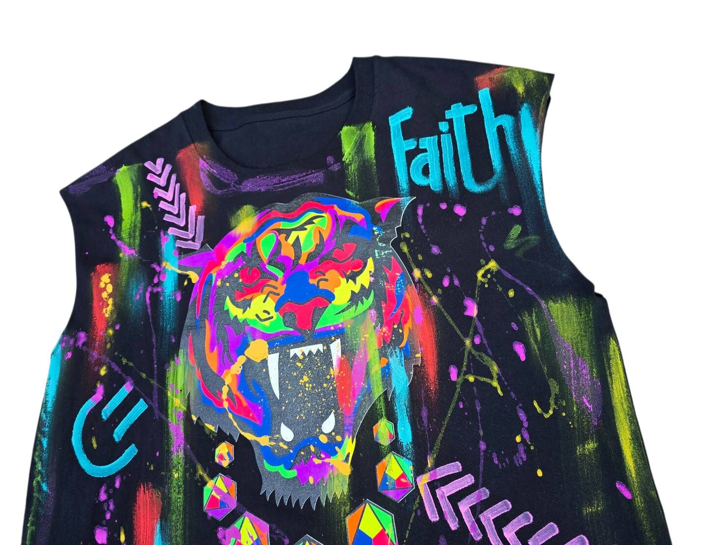 Vikalj Art -手繪剪裁創作系列