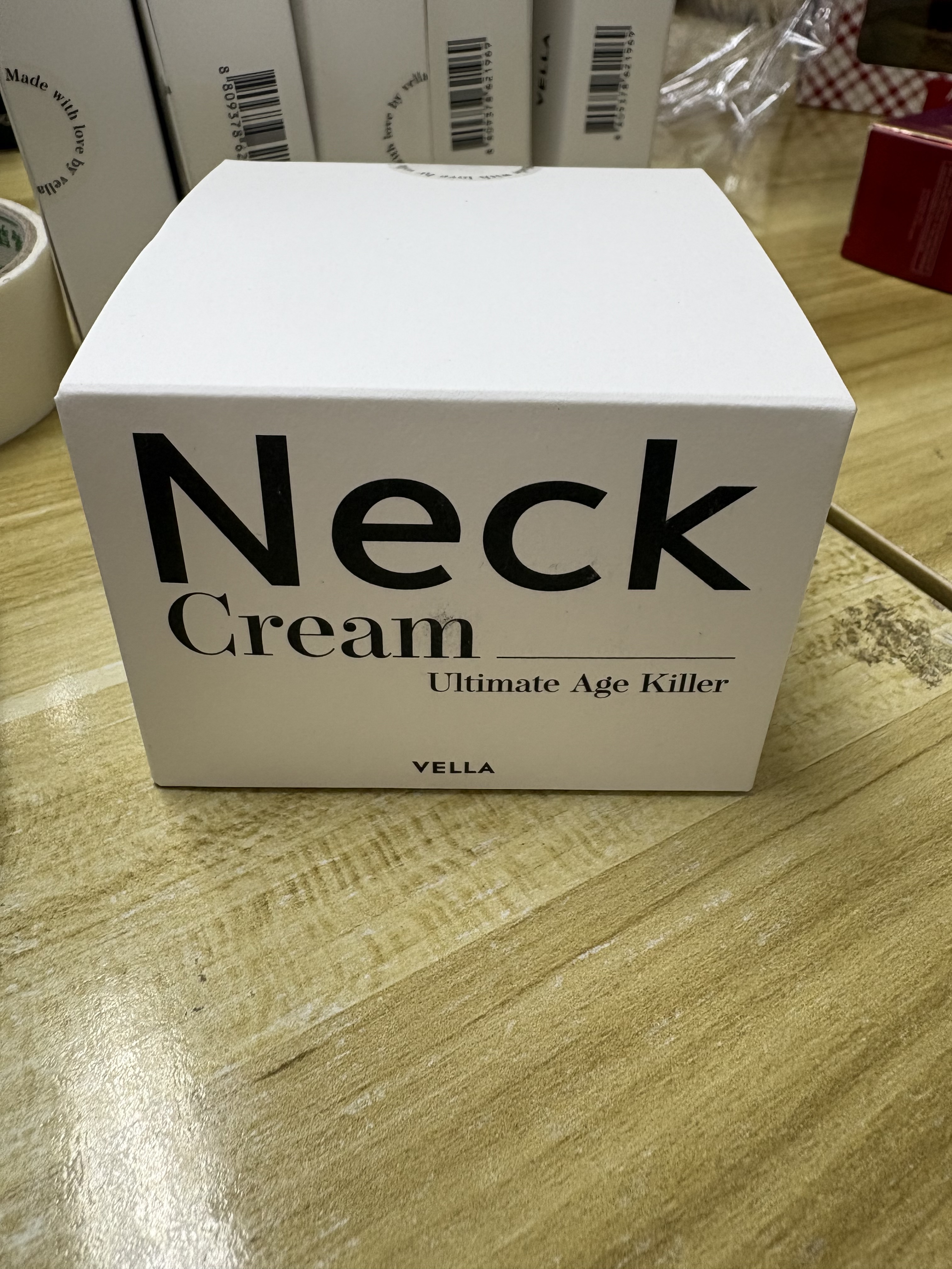 (現貨) VE01 韓國🇰🇰🇰🇰Vella美白抗皺頸霜50ml $109 EXP:07-01-2027