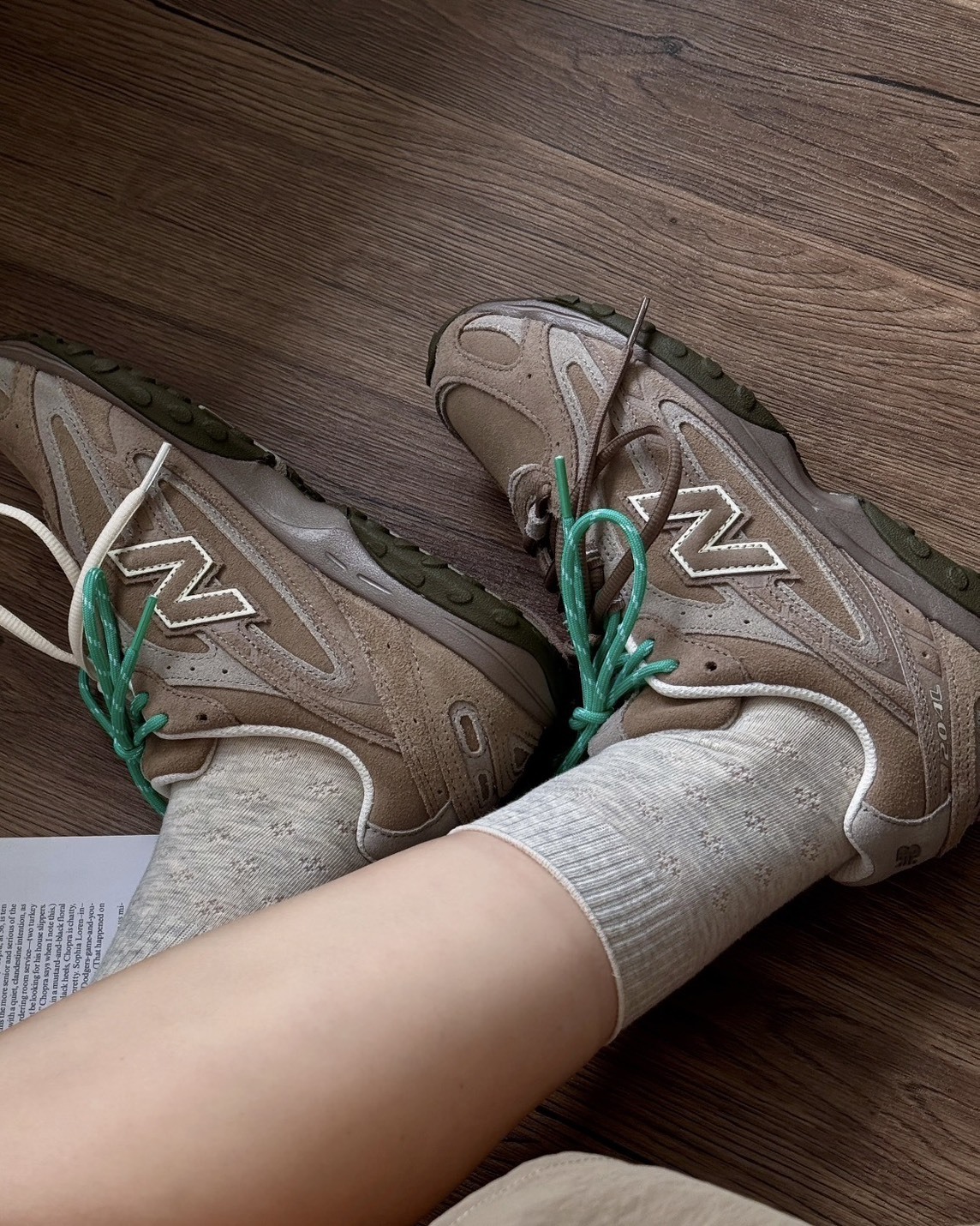 <張員瑛同款>New Balance 204L 麂皮 灰褐棕