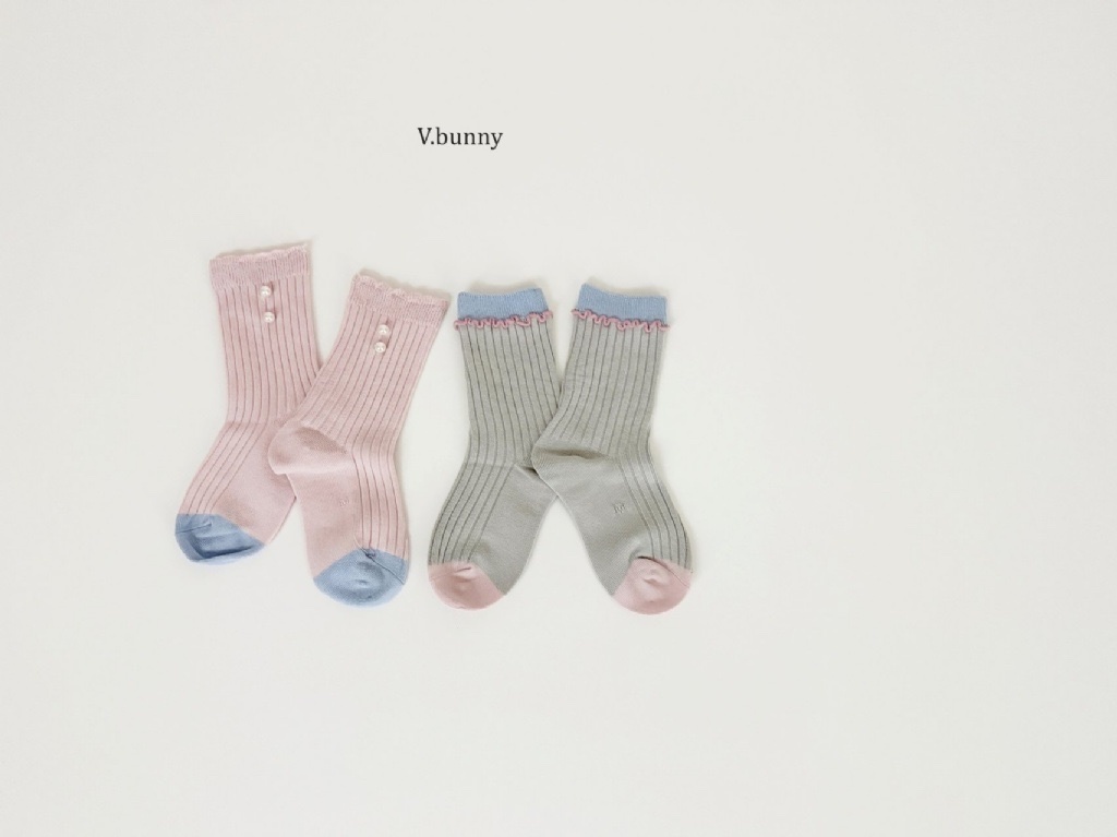 正韓春Vbunny 粉色珍珠捲邊襪