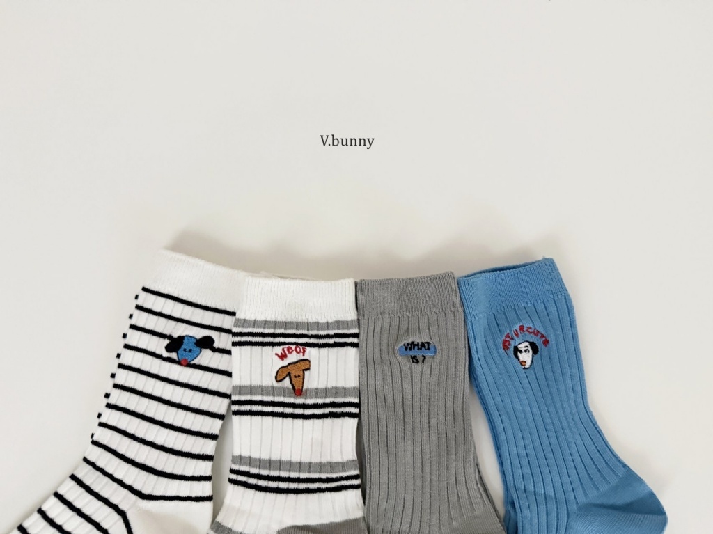 正韓春Vbunny 黑白條紋狗狗襪組