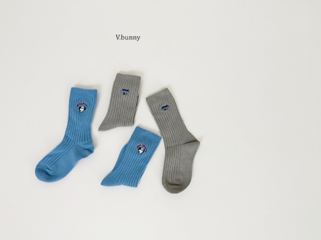 正韓春Vbunny 黑白條紋狗狗襪組