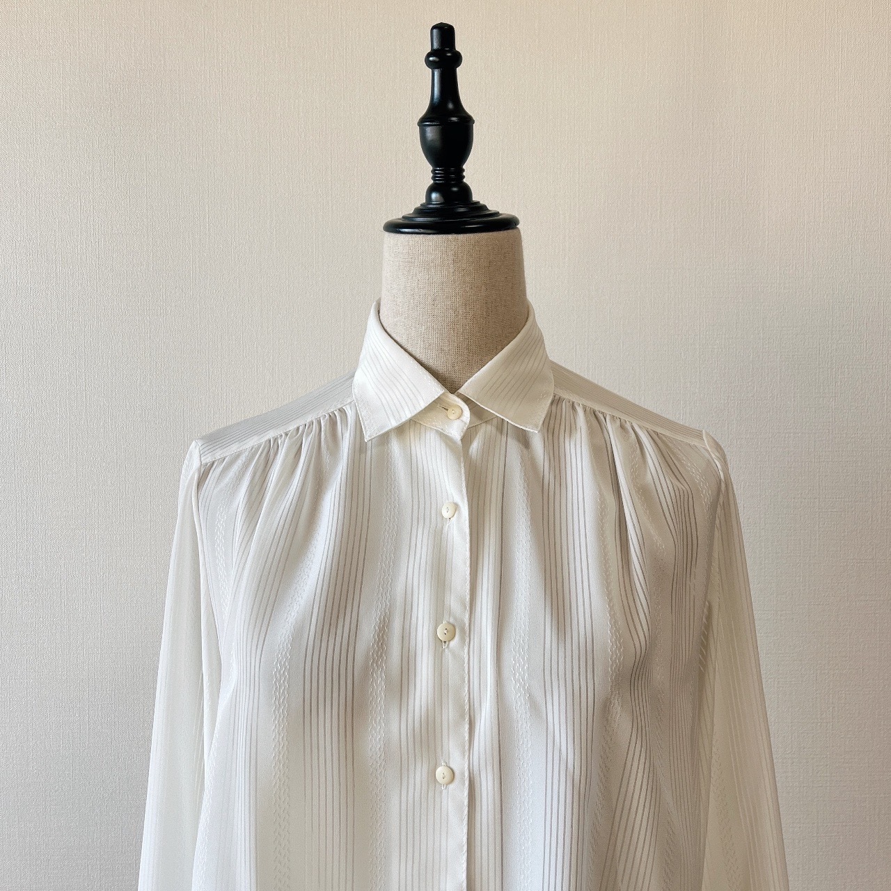 白色條紋古著上衣