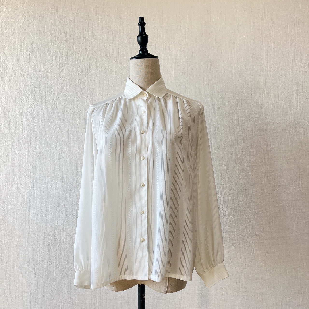 白色條紋古著上衣