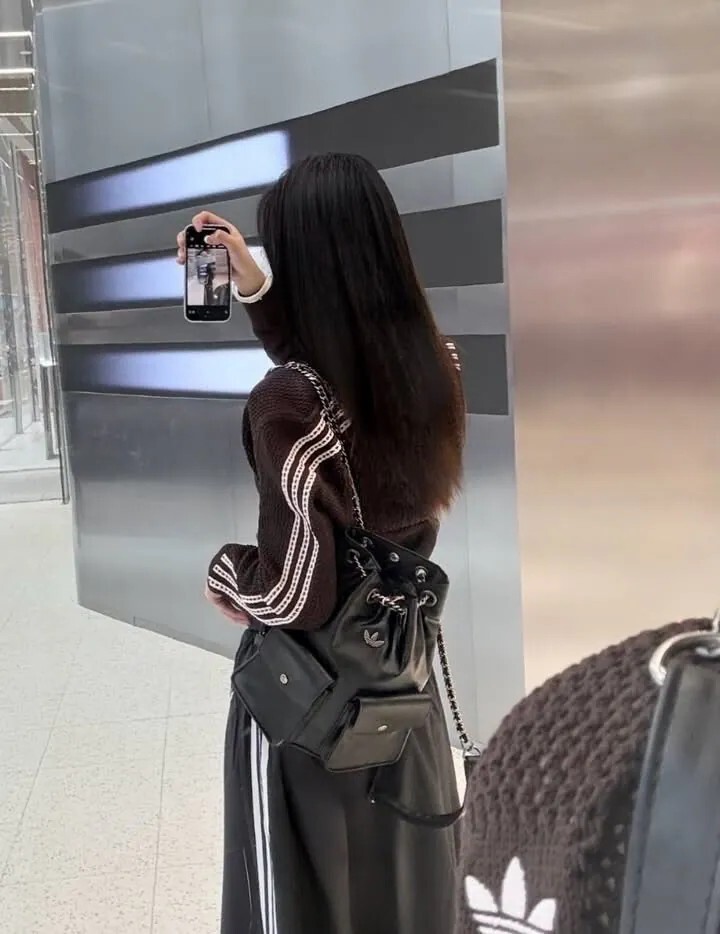 Adidas Originals 小香風 後背包