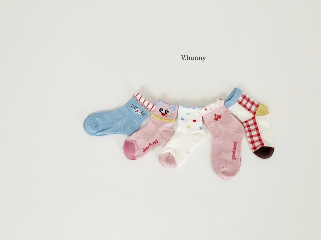 正韓春Vbunny 紅色格紋貓咪襪子組